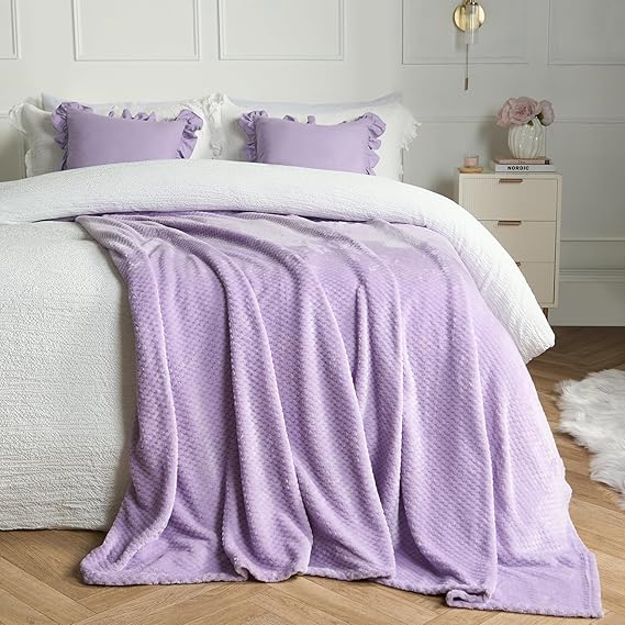 Dreamscene Lilac Waffle Fleece Throw Blanket, Ultra Soft Warm Fleece Fabric Luxury Waffle Weave Design Large Soft blanket For Home Decor Sofa or Any room, 200x240cm